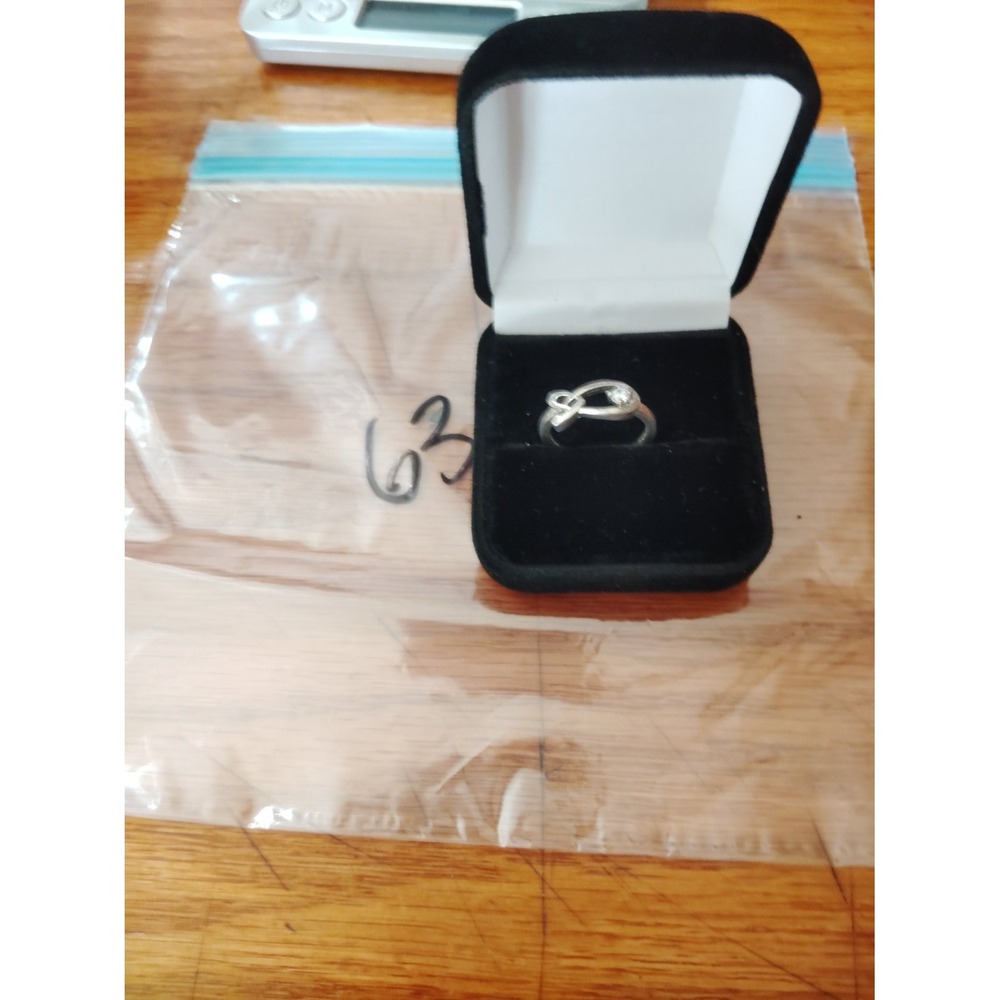 925 Sterling Silver Infinity Knot Solitaire CZ Bypass Ring Size 7.5 w/ Box